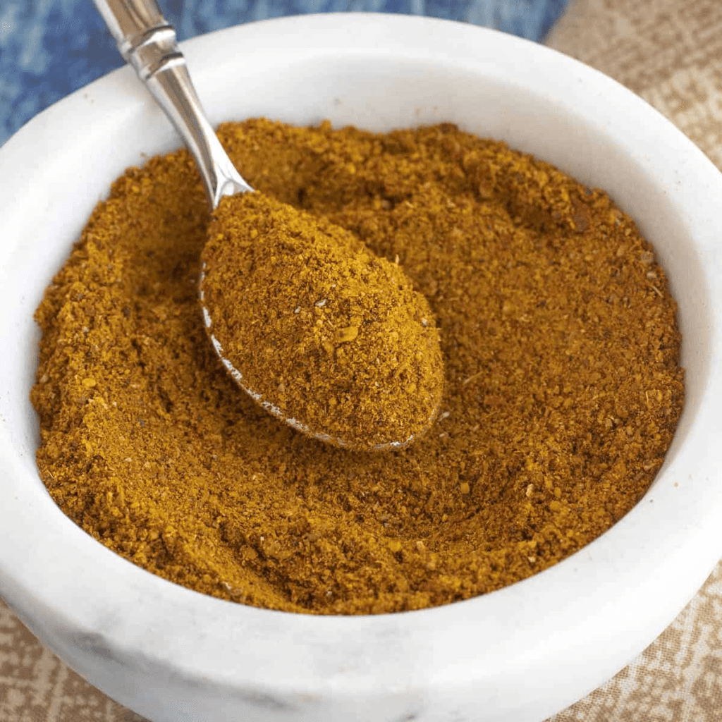 Curry Powder. Thai vs Indian Curry